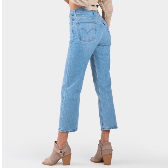 NWT Levi Ribcage Straight Ankle Jeans - Picture 5 of 5